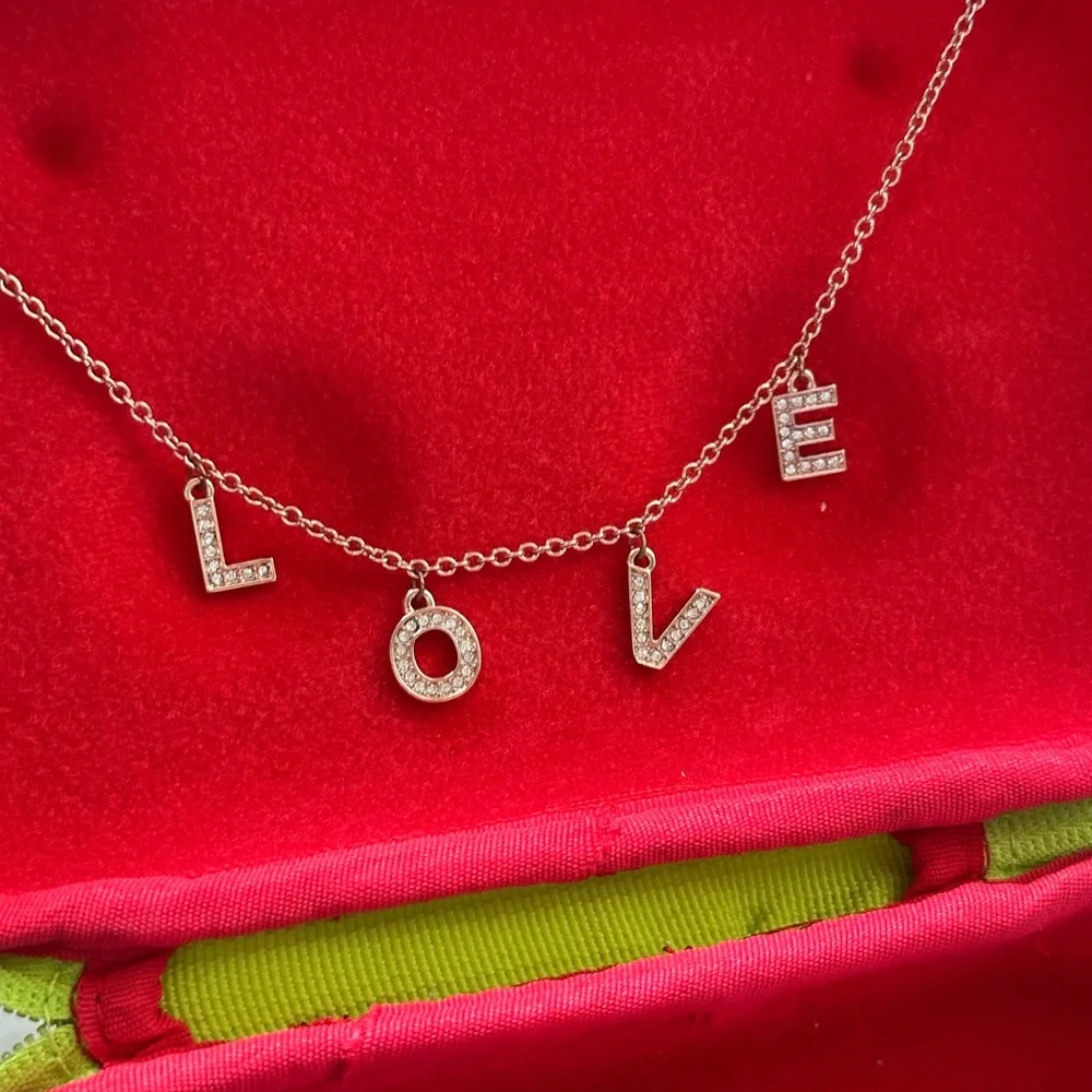 Jewelry - Picture 10 of 11